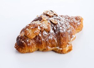 Croissant fourré aux amandes bio - Pièce